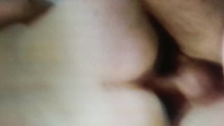 Moglie cavalca amico