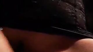 ARIANNA LA PORCA GODE ANCORA