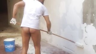 Anteprima del video: Bel bruno muscoloso al lavoro