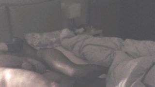 Il vibratore fra le cosce