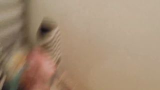 Giovane troietta si fa scopare