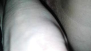 Mi masturbo la figa pelosa