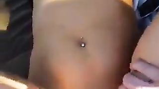 Coppia scopa in auto