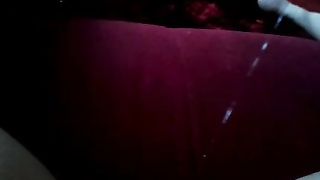 Mi scopo la figa con un dildo di 23 cm