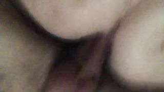 Non è mai sazia di prenderlo nel culo