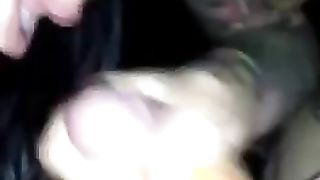 Pompino da fighetta coi tatuaggi