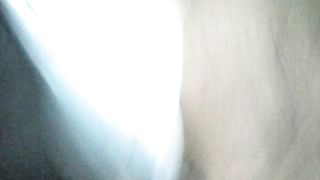 Le masturbo la figa con le dita