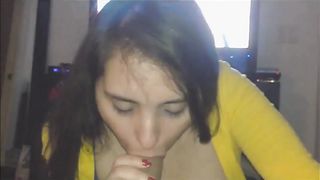 Ragazza fa un gran pompino