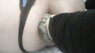 Fistata durante incontro con altre sorelline