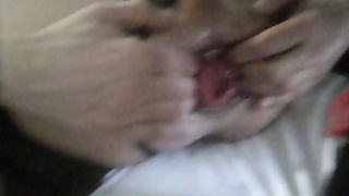 Fistata durante incontro con altre sorelline