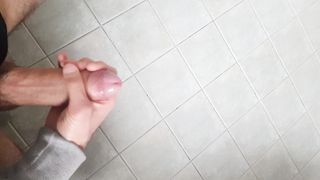 Anteprima del video: Sega liberatoria con bella schzzata