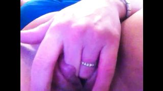 Anteprima del video: Alla troia piace toccarsi per me