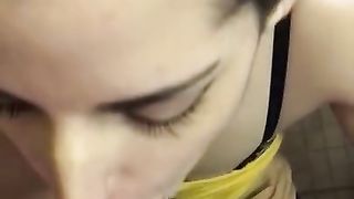 Pompino fatto di nascosto