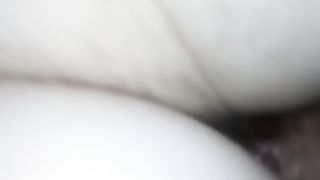 Il mio cazzo nella sua passera pelosa... COMMENTATE