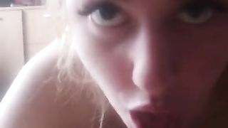 Anteprima del video: Un pompino da questa puttanella