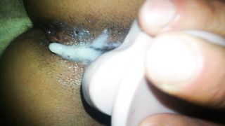 La mia troia si masturba