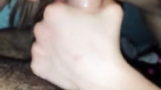 Io da BULL sotto le coperte con la moglie del cornuto