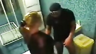 Video porno -  rossa succhia