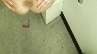 Video porno - Jynx Maze