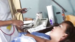 Anteprima del video: Video porno - dottoressa asiatica bionda