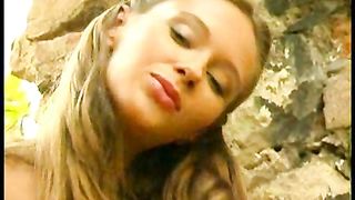 Video porno - masturbazione outdoor