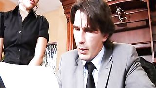 Anteprima del video: Video porno - segretaria culona