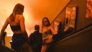 Sesso voyeur in metropolitana