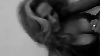 Ragazza bruna chiavata