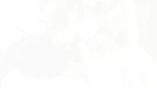 Mamma disinibita fa sesso con il figliastro arrapato