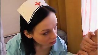 Anteprima del video: Donne mature italiane fanno sesso anale