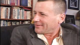 Anteprima del video: Matura italiana tettona scopata dall’idraulico