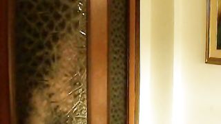 Anteprima del video: Scolaretta tettona scopata dal professore