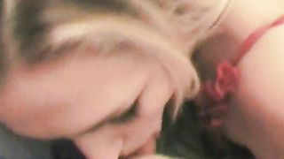 Bionda italiana amatoriale pompinara