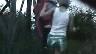 Anteprima del video: Zoccola tatuata trombata mentre fuma