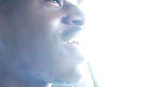 Anteprima del video: Sesso interrazziale con MILF bionda