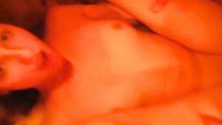 Fica giovane trombata da due maniaci