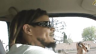 Anteprima del video: Cazzo gigante per figa bionda