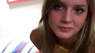 Anteprima del video: Sbocchinamento amatoriale