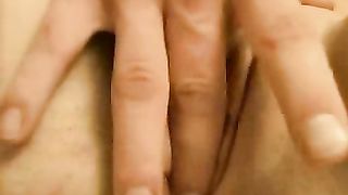 Biondona succhia cappelle