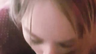 Biondina scopata da un cazzo nero nero