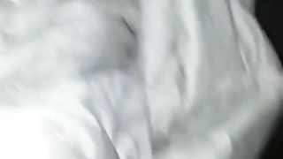 Cornuto fa scopare la sua tipa dall'amico muscoloso