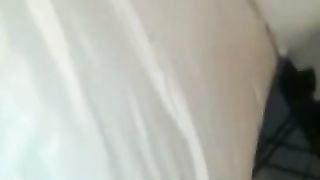 Cornuto fa scopare la sua tipa dall'amico muscoloso