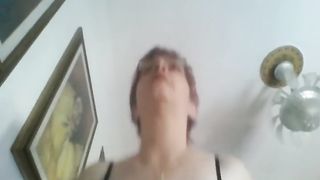 Laura di Pisa cavalca un cazzone