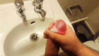 Anteprima del video: In solitaria