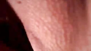 Amica che si masturba la figa