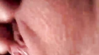 Amica che si masturba la figa