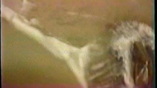 Il capo di mio marito mi ha rasato la figa