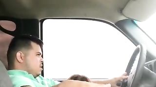 Uomo microdotato fa sesso con la fidanzata