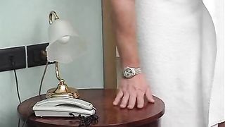 L'inglesina vuole cazzo italiano in culo