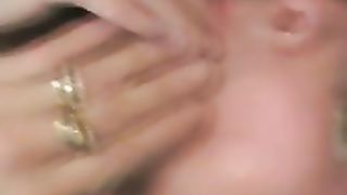 Un cazzo in bocca e uno in figa